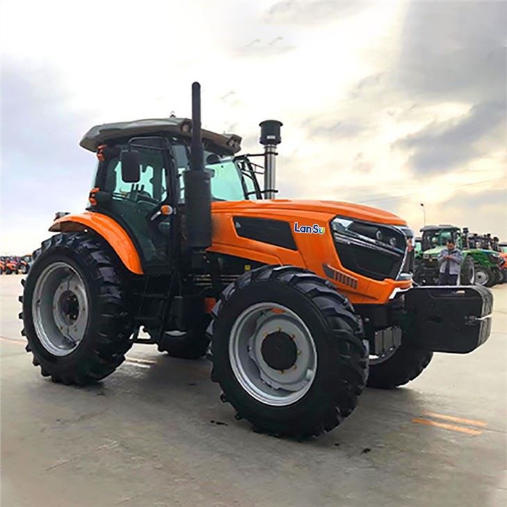 Сільськогосподарський трактор 120 - 130HP 4WD Електричний сільськогосподарський трактор Ціна